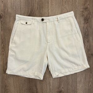 Banana Republic Cream Linen Blend Shorts 7”